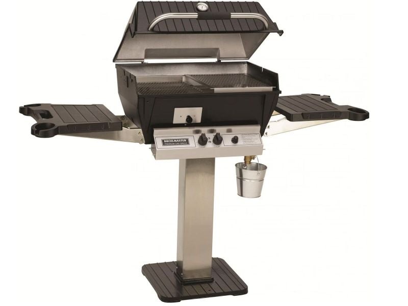 Broilmaster Q3X Qrave Gas Grill On Stainless Steel Patio Post