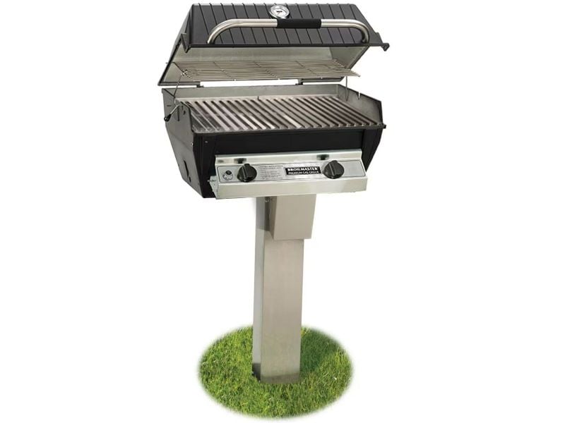 Broilmaster R3 Infrared Gas Grill On Stainless Steel In-Ground Post