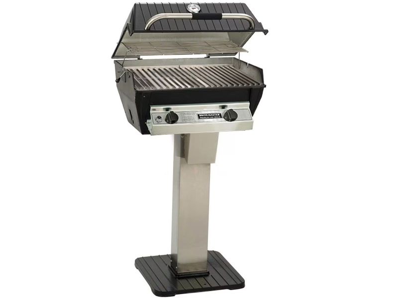 Broilmaster R3 Infrared Gas Grill On Stainless Steel Patio Post